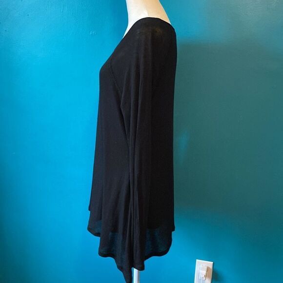 BCBGMAXAZRIA Lightweight Black Flowy Sweater Size Large - Picture 2 of 14